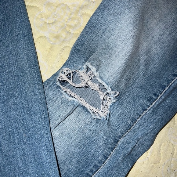 Boot cut - Picture 3 of 6